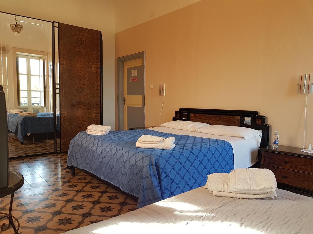 Il Casale Hotel Milazzo Luaran gambar